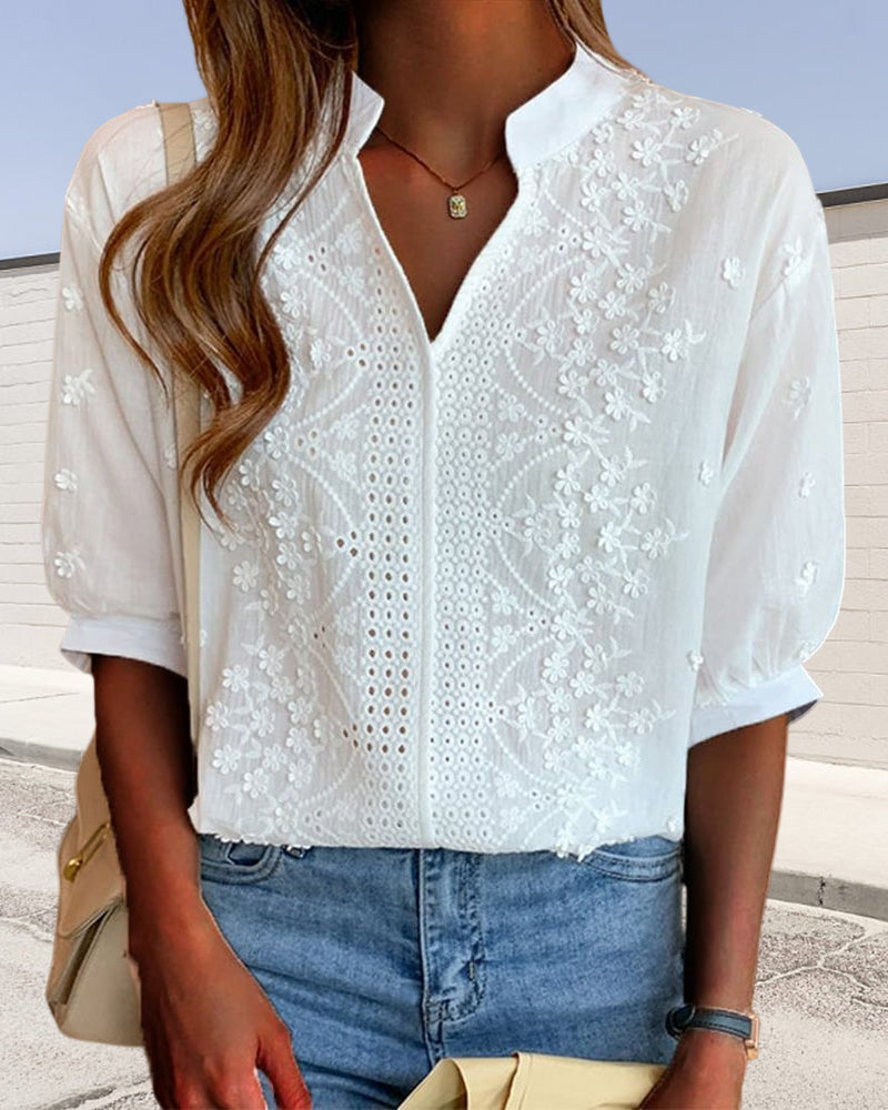 Lily - Embroidered Blouse with Split Collar