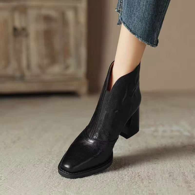Avalance™| Everly Leather Ankle Boots