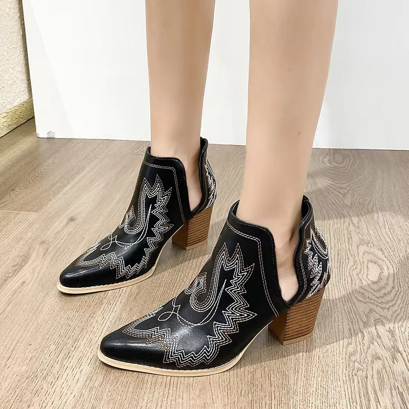 Avalance™| Sarianne Ankle Boots