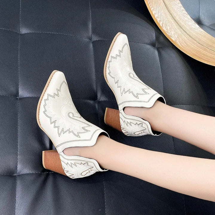 Avalance™| Sarianne Ankle Boots