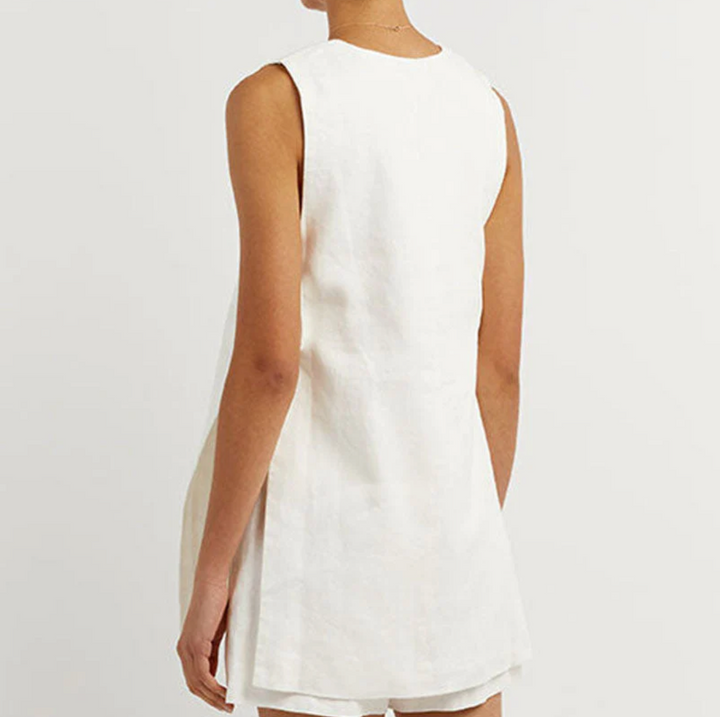 Bella Stride| Fiona™ - Sleeveless Buttoned Set
