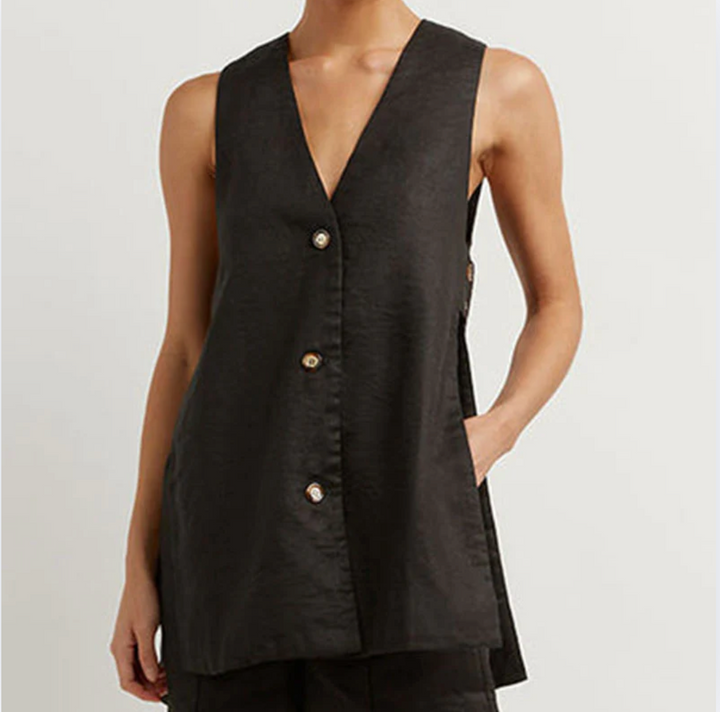 Bella Stride| Fiona™ - Sleeveless Buttoned Set