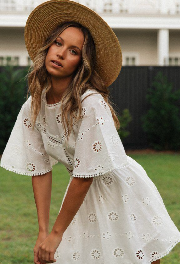 Bella Stride| Fleur™ - Backless Bell-Sleeve Dress