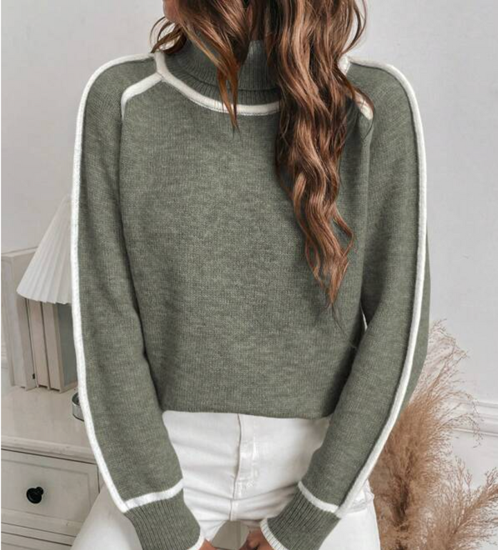 Bella Stride| Isadora™ - Chic Sweater with Cozy Interior