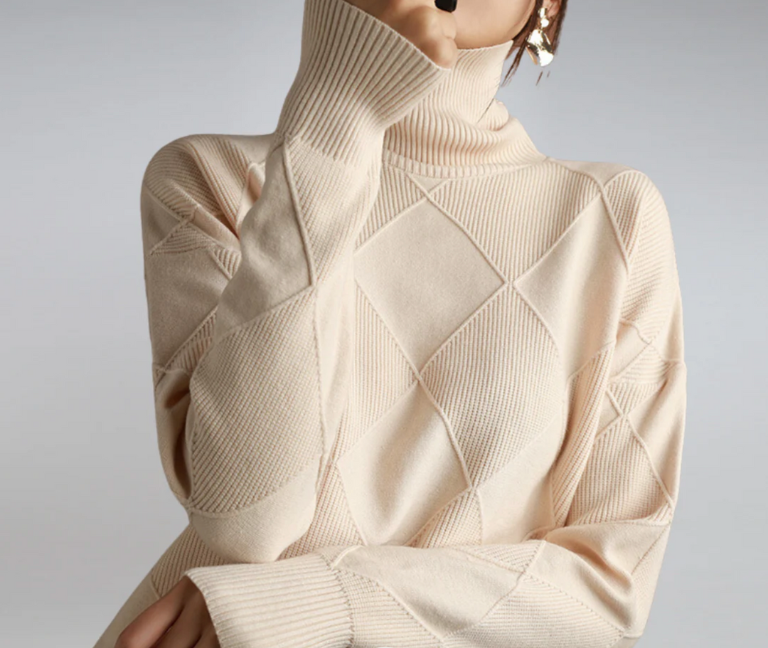 Bella Stride| Lina™ - Cozy Turtleneck Sweater