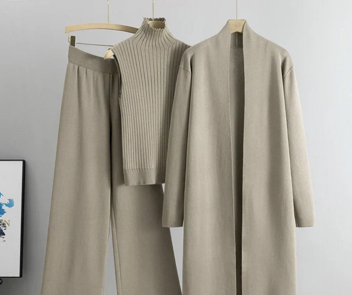 Bella Stride| Antonia™ - Stylish 3-piece Ensemble