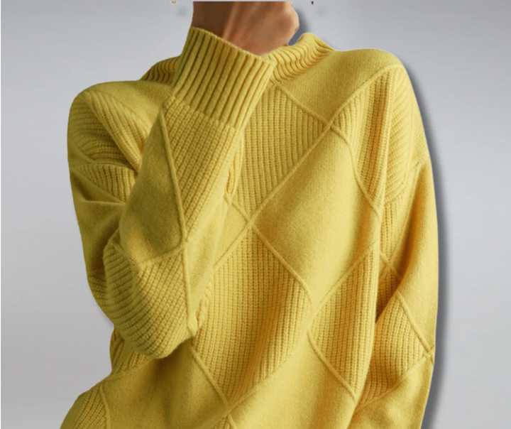 Bella Stride| Amaria™ - Elegant Warm Pullover