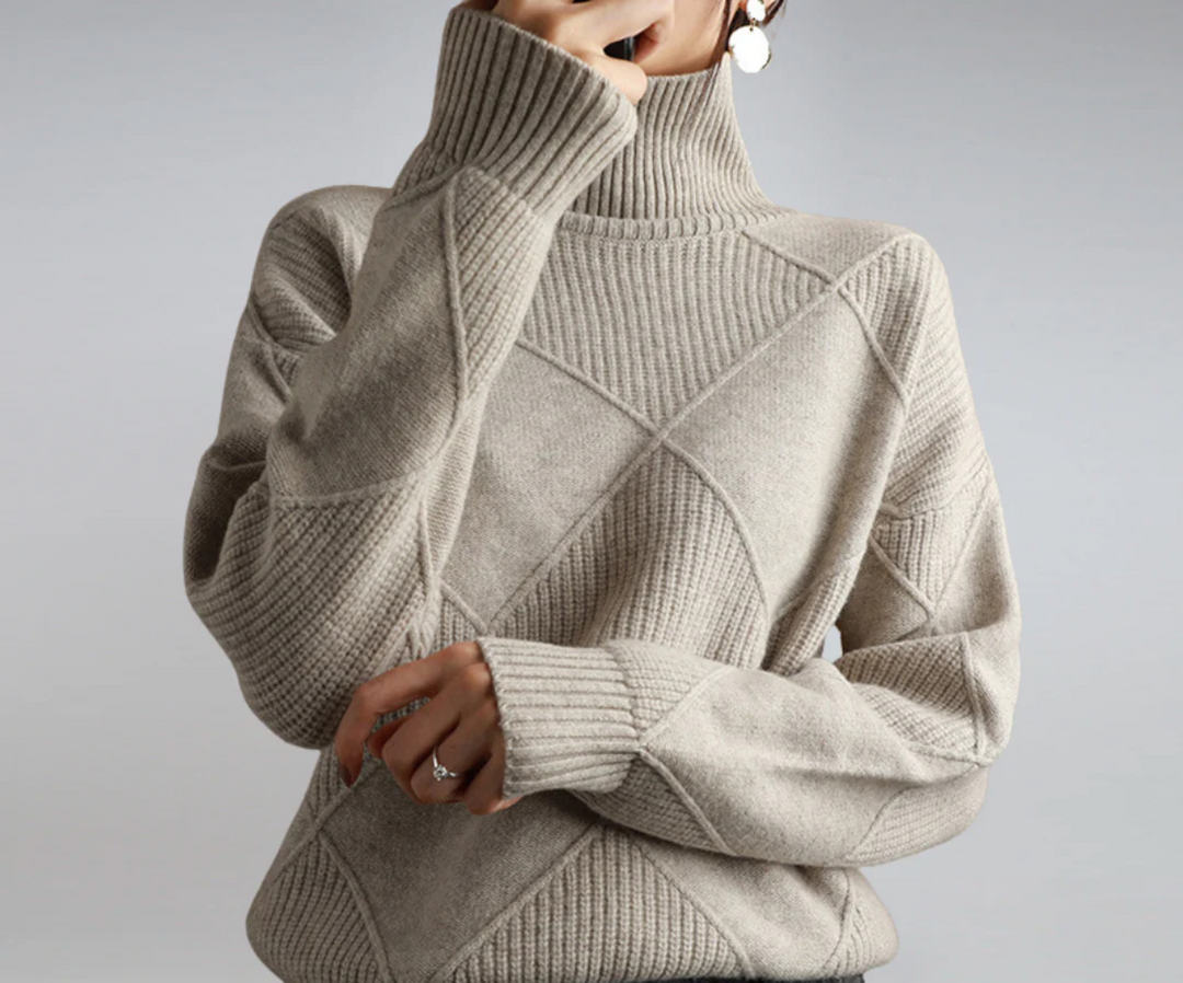 Bella Stride| Amaria™ - Elegant Warm Pullover