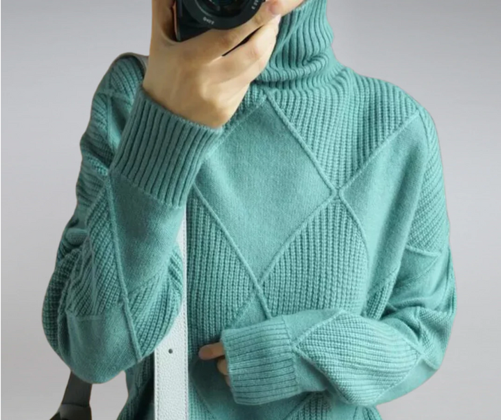 Bella Stride| Amaria™ - Elegant Warm Pullover