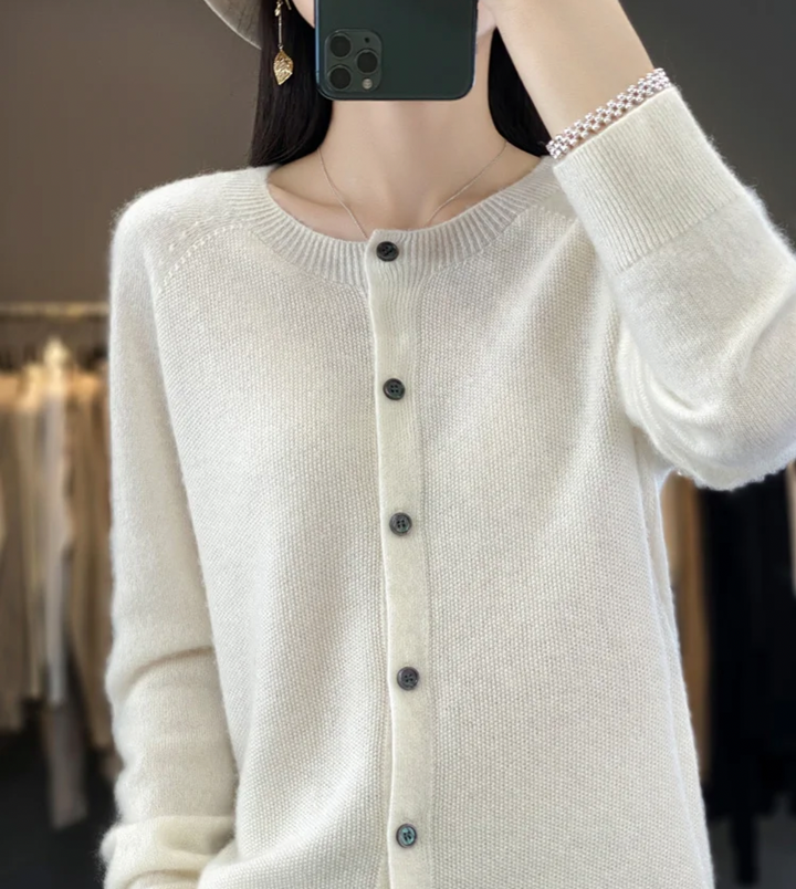 Bella Stride| Avelina- Button-Up Cardigan