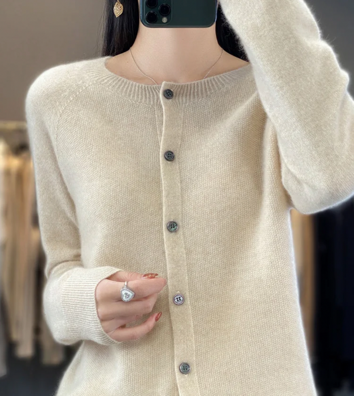 Bella Stride| Avelina- Button-Up Cardigan