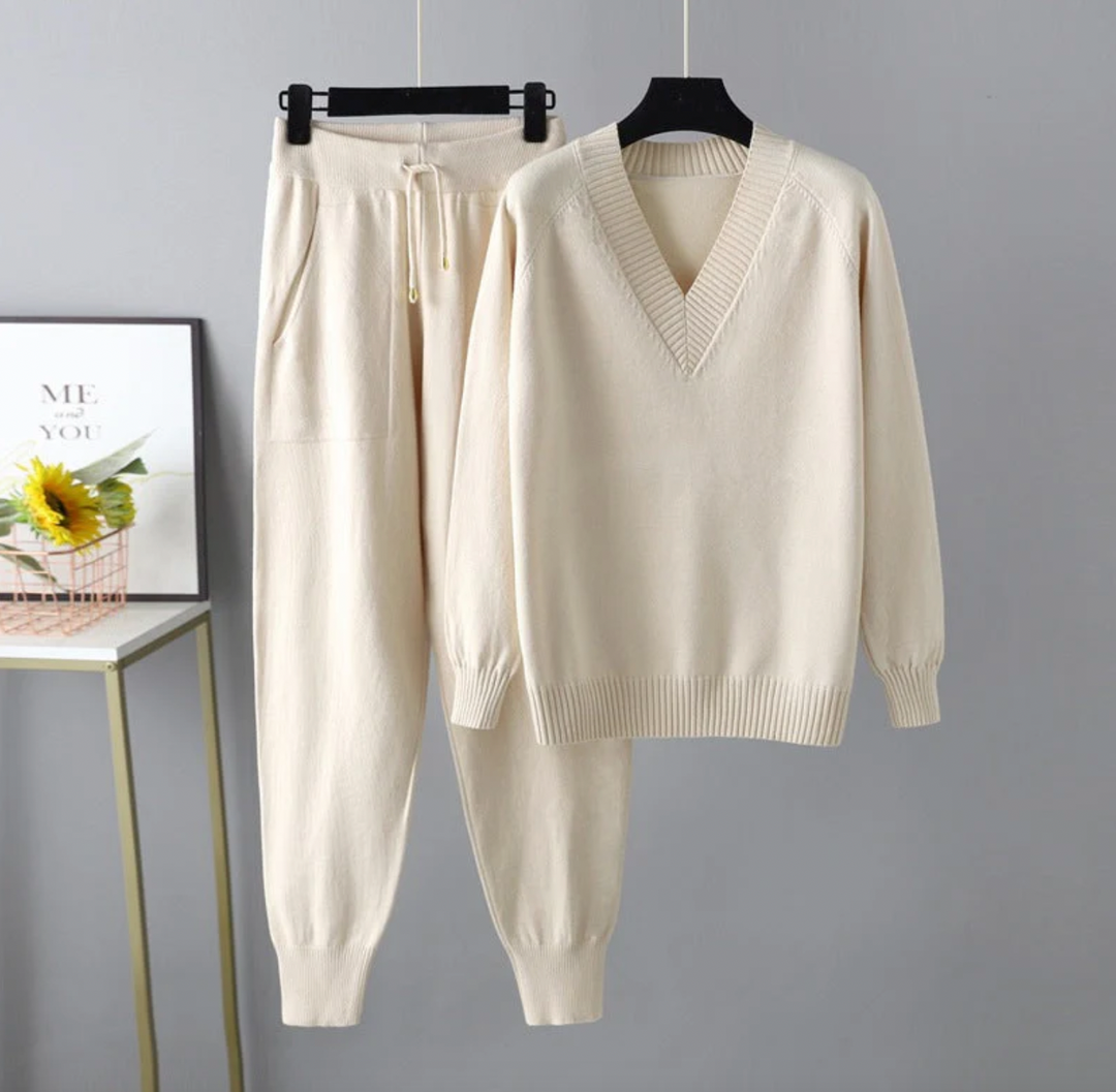 Bella Stride| Gabriella - Elegant and comfortable turtleneck set