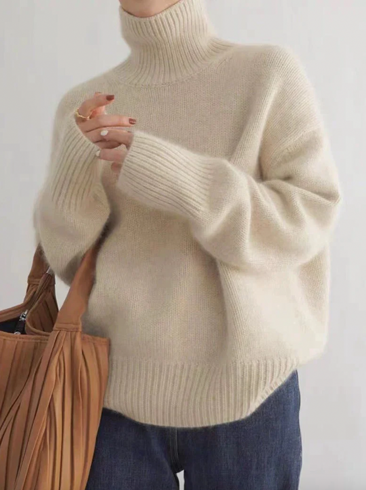 Bella Stride| Lena - Turtleneck Sweater