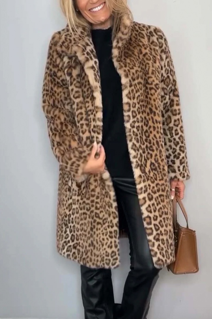Bella Stride| Leah™- Leopard Print Coat