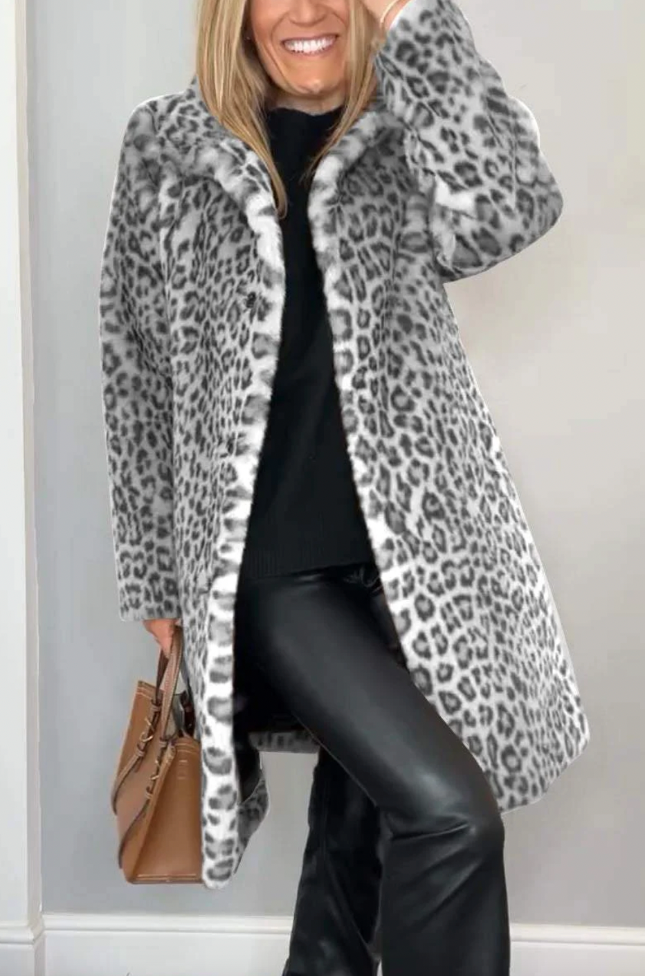 Bella Stride| Leah™- Leopard Print Coat