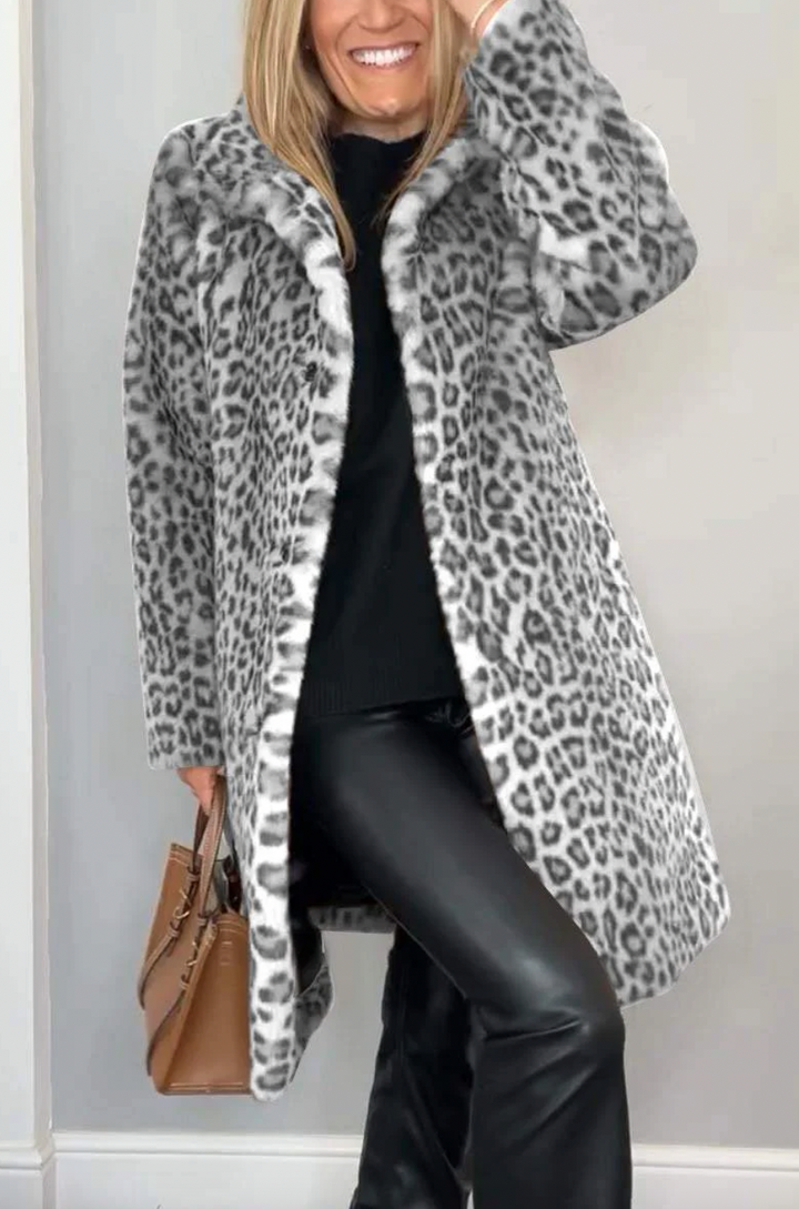 Bella Stride| Leah™- Leopard Print Coat