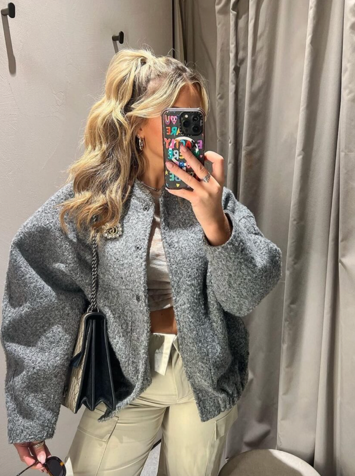 Bella Stride| Claudia Bomber Jacket - Stylish, Warm, Versatile