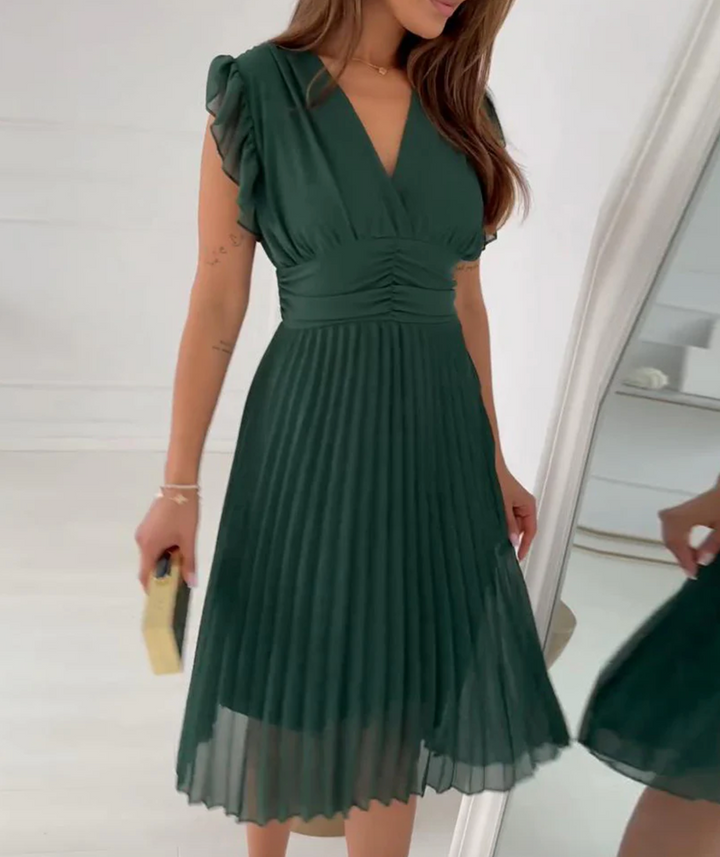 Bella Stride| Elegant pleated skirt with ruffled